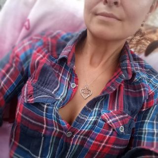 Náhrdelník koňské srdce🧡, udrží i prstýnek 😉. Milujeme koně jako Ty! Házím Ti sem odkaz:...